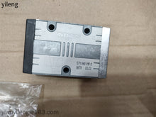 Load image into Gallery viewer, Aventics valve 5710400100 5710401100 5710400000 new original
