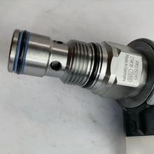 Load image into Gallery viewer, Rexroth R901151293 2/2 Directional Seat Valve  KSDER1NB/HN11V in stock
