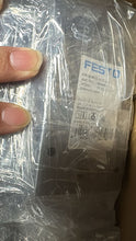 Load image into Gallery viewer, Festo valve CPE18-M1H-3GLS-1/4 pneumatic valve Festo
