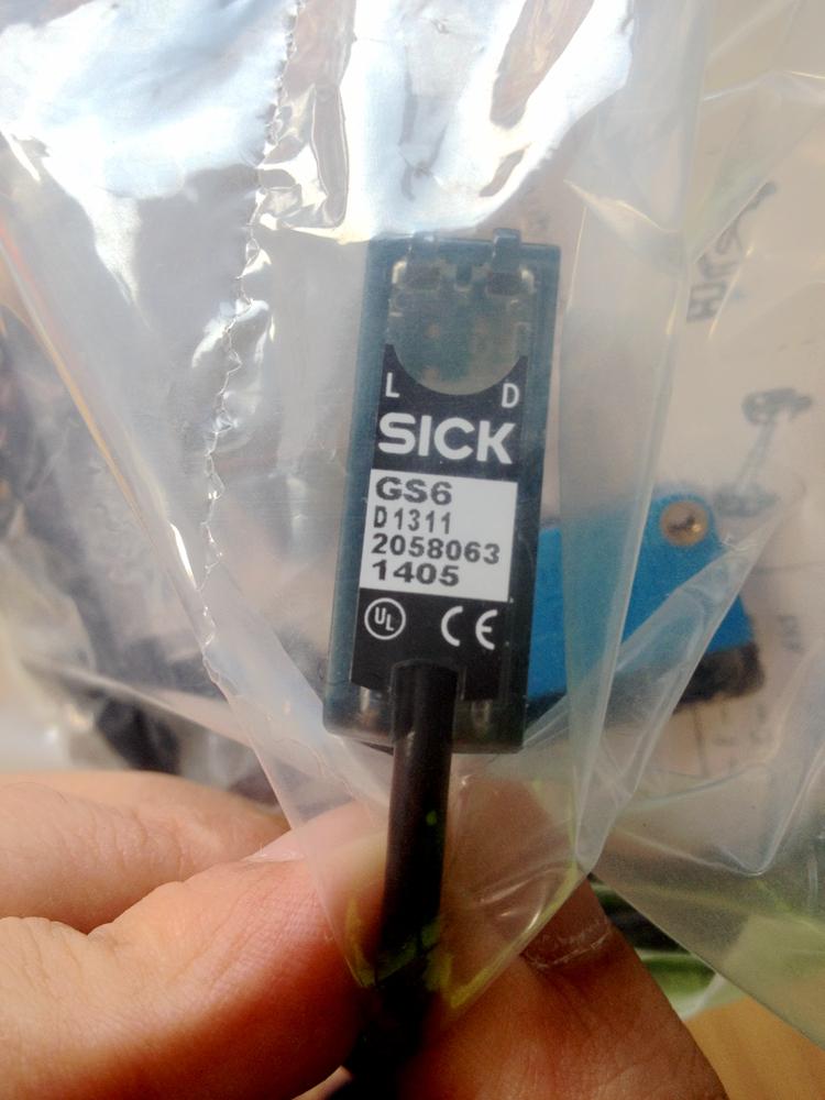 100% new original Skick Sick to reflective photoelectric sensor GSE6-N1111 Item No. 1052449