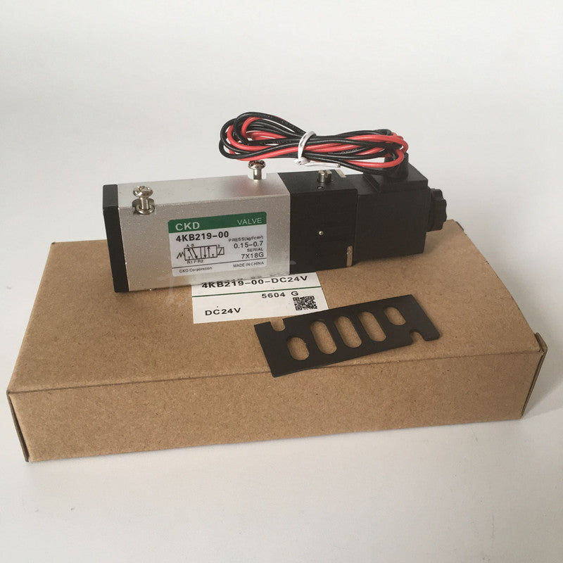 Pneumatic components CKD solenoid directional valve 4KB219-00-D24 plate installation AC220V DC24V 4KB219-00-D24